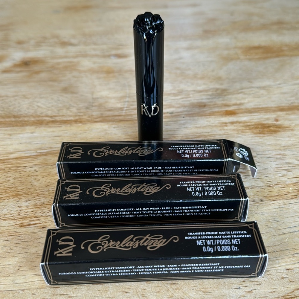 KVD Everlasting lipstick